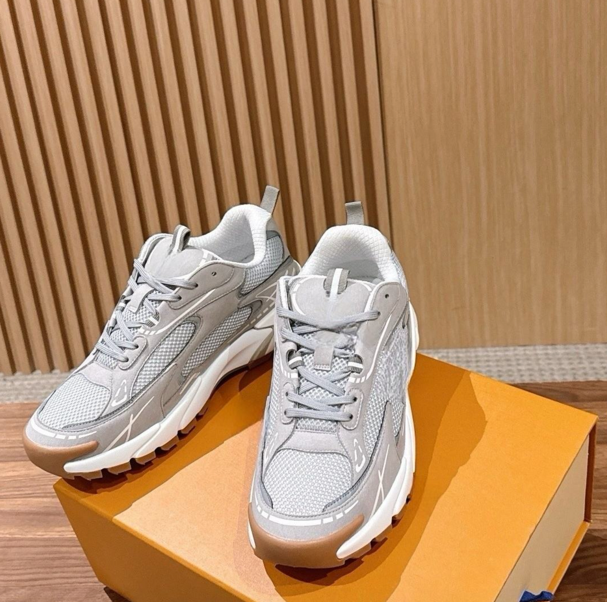 Men’s Designer-Style Sneakers – High-Quality Fashion Trainers for Casual and Everyday Wear